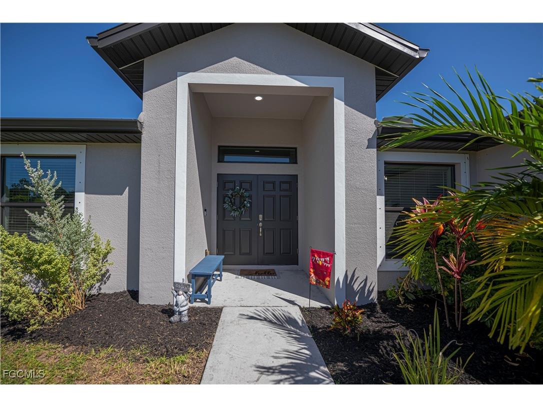 4118 11th Street SW Lehigh Acres FL 33976 2025013122 image8