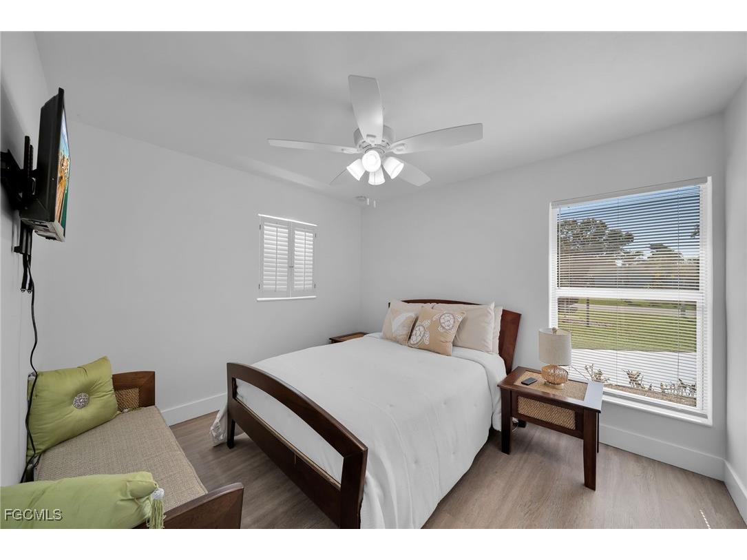 4118 SE 3rd Avenue Cape Coral FL 33904 2025004384 image18