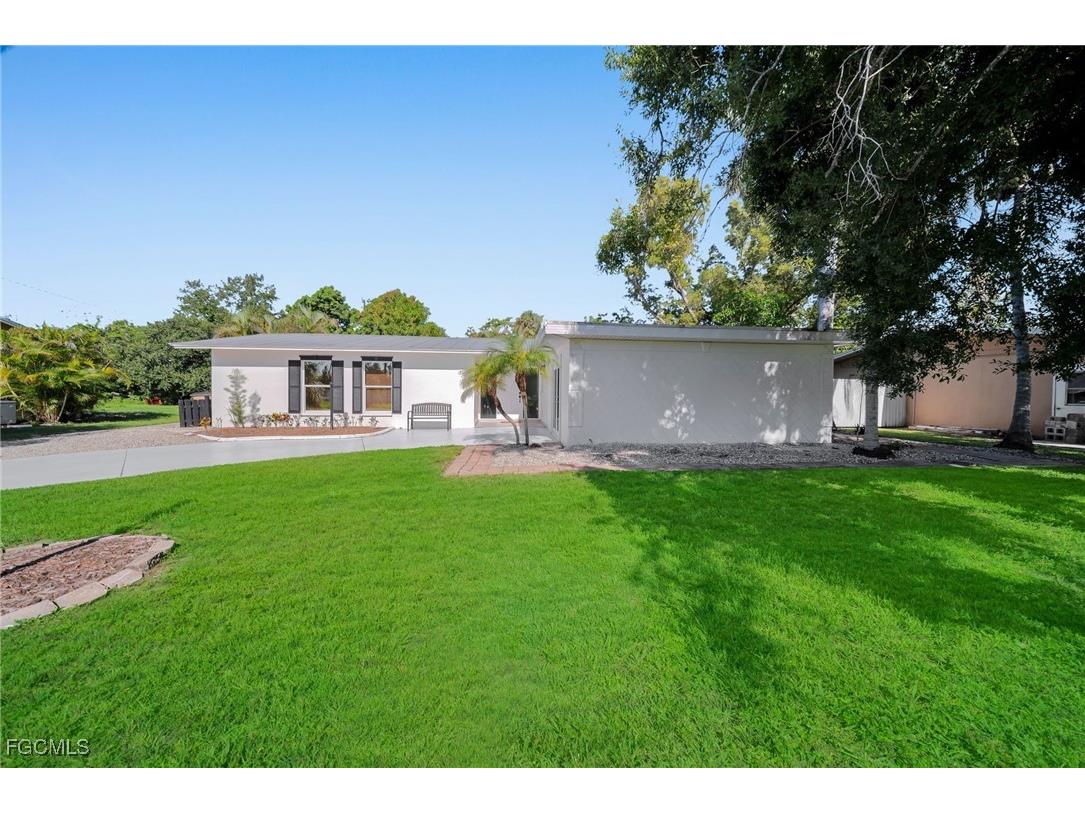 4118 SE 3rd Avenue Cape Coral FL 33904 2025004384 image2