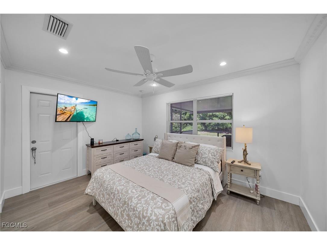 4118 SE 3rd Avenue Cape Coral FL 33904 2025004384 image23