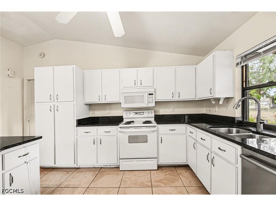 4118 SW 14th Avenue Cape Coral FL 33914 2026017467 image5