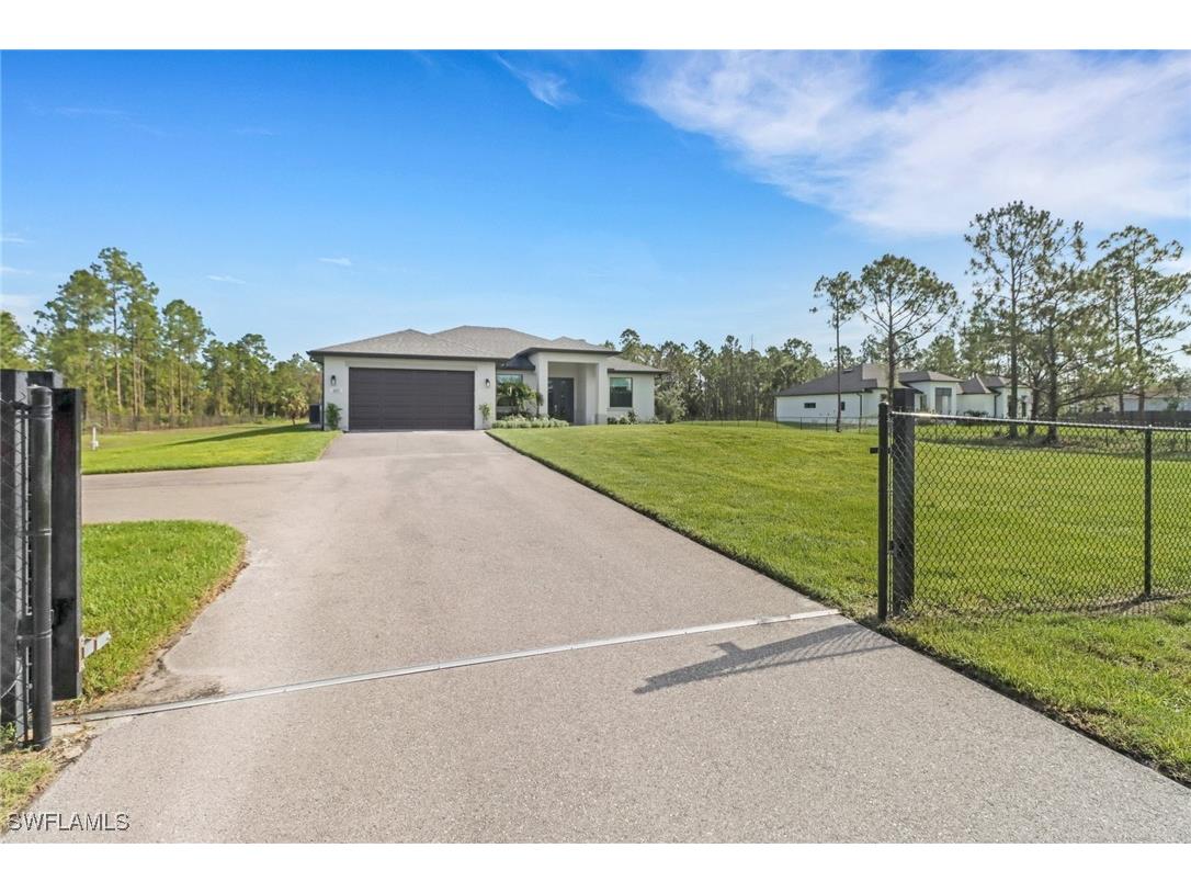 4119 43rd Avenue NE Naples FL 34120 225054037 image1