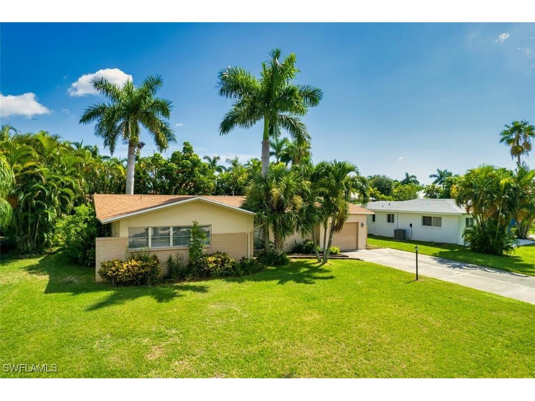 412 Bayshore Drive Cape Coral FL 33904 225041597 image1