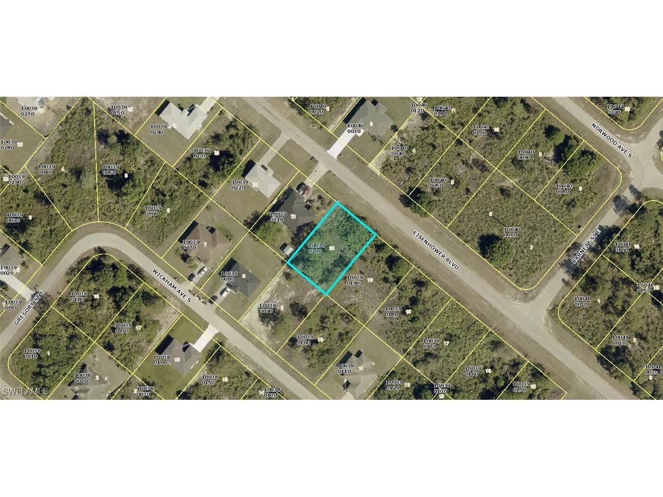 412 Eisenhower Boulevard Lehigh Acres FL 33974 225060602 image1