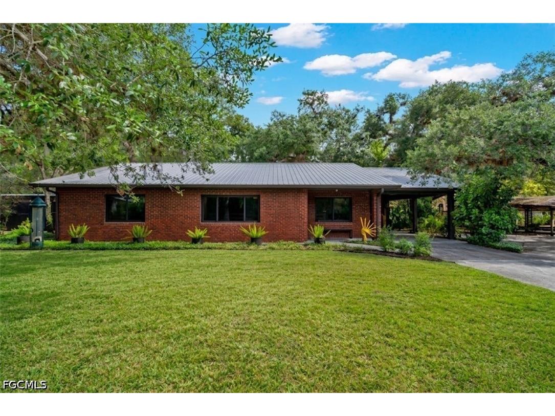 412 Fraser Avenue Labelle FL 33935 2026021271 image1