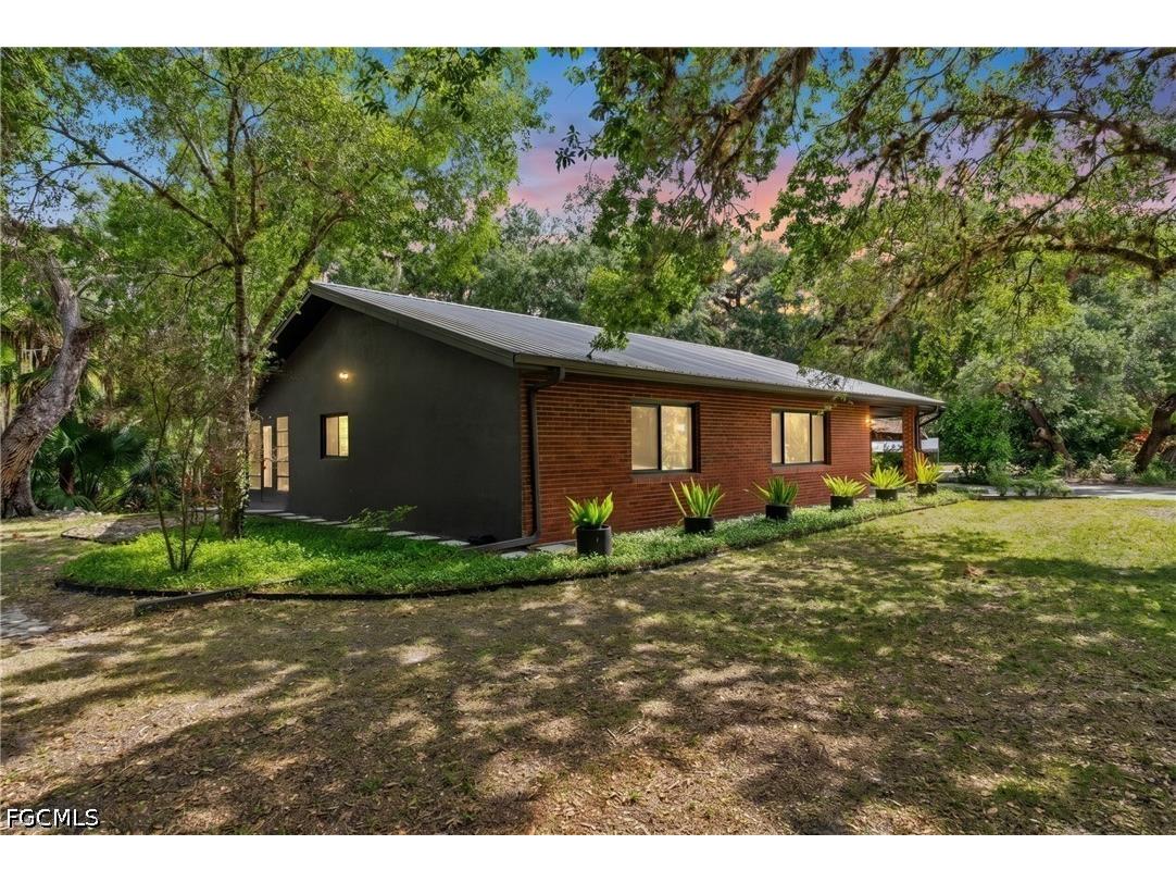 412 Fraser Avenue Labelle FL 33935 2026021271 image3