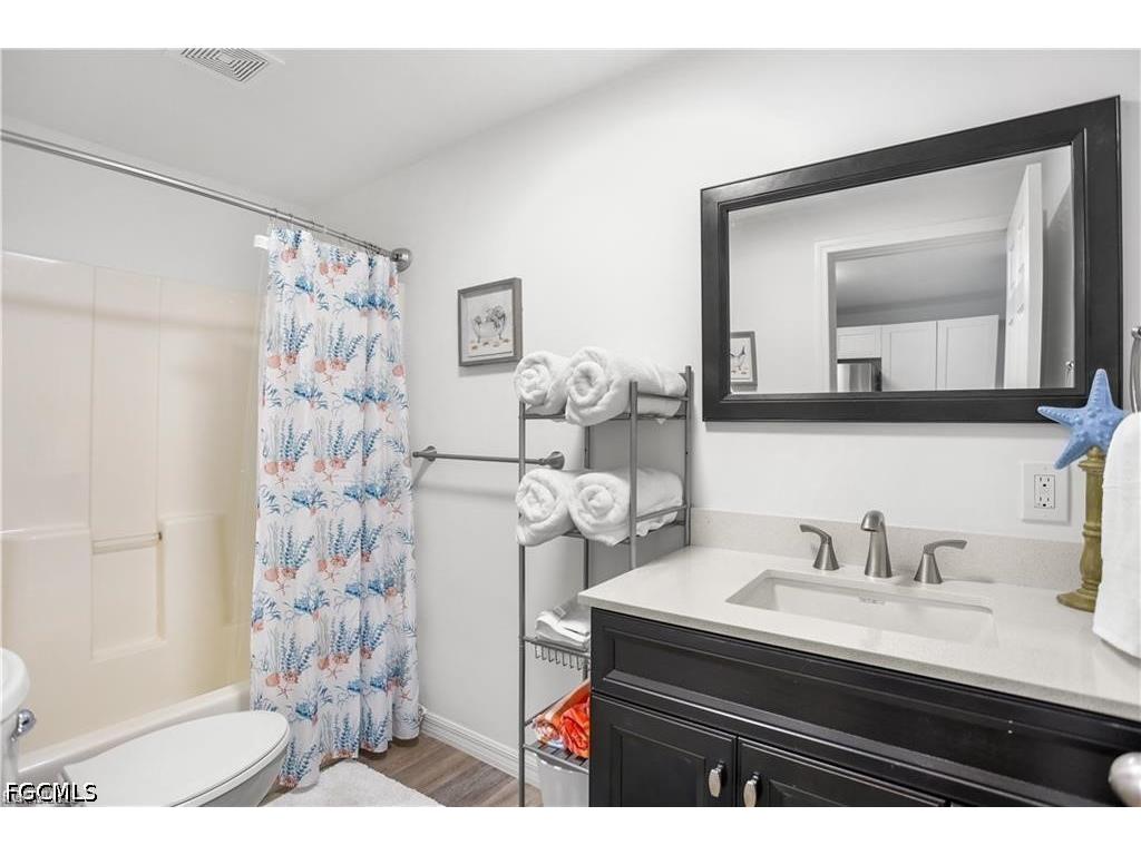 412 Harbor Court Fort Myers Beach FL 33931 2026023094 image10