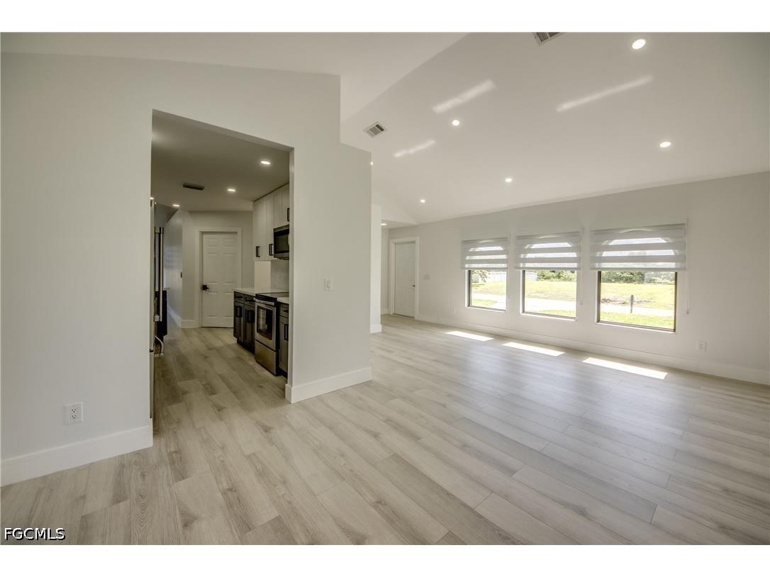 412 NE 17th Place Cape Coral FL 33909 2026023474 image4