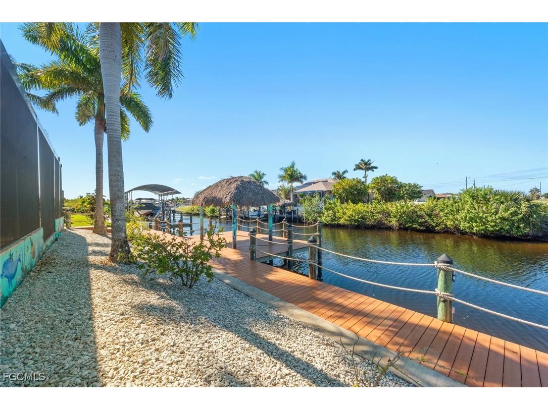 412 NW 32nd Place Cape Coral FL 33993 2025023701 image21