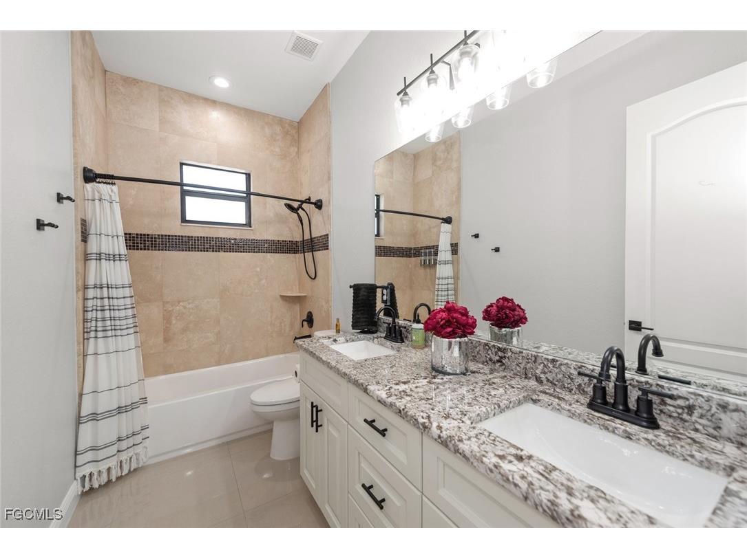 412 NW 32nd Place Cape Coral FL 33993 2025023701 image28