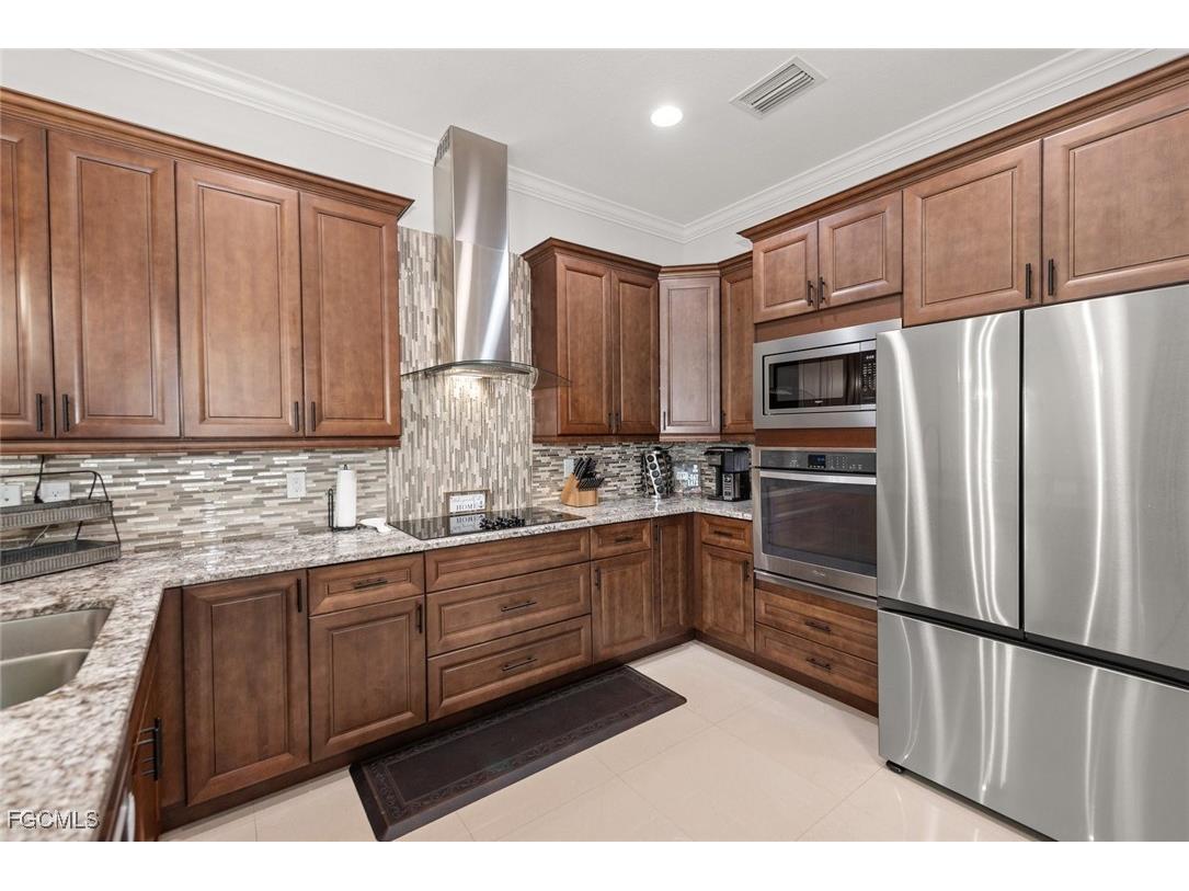 412 NW 32nd Place Cape Coral FL 33993 2025023701 image5