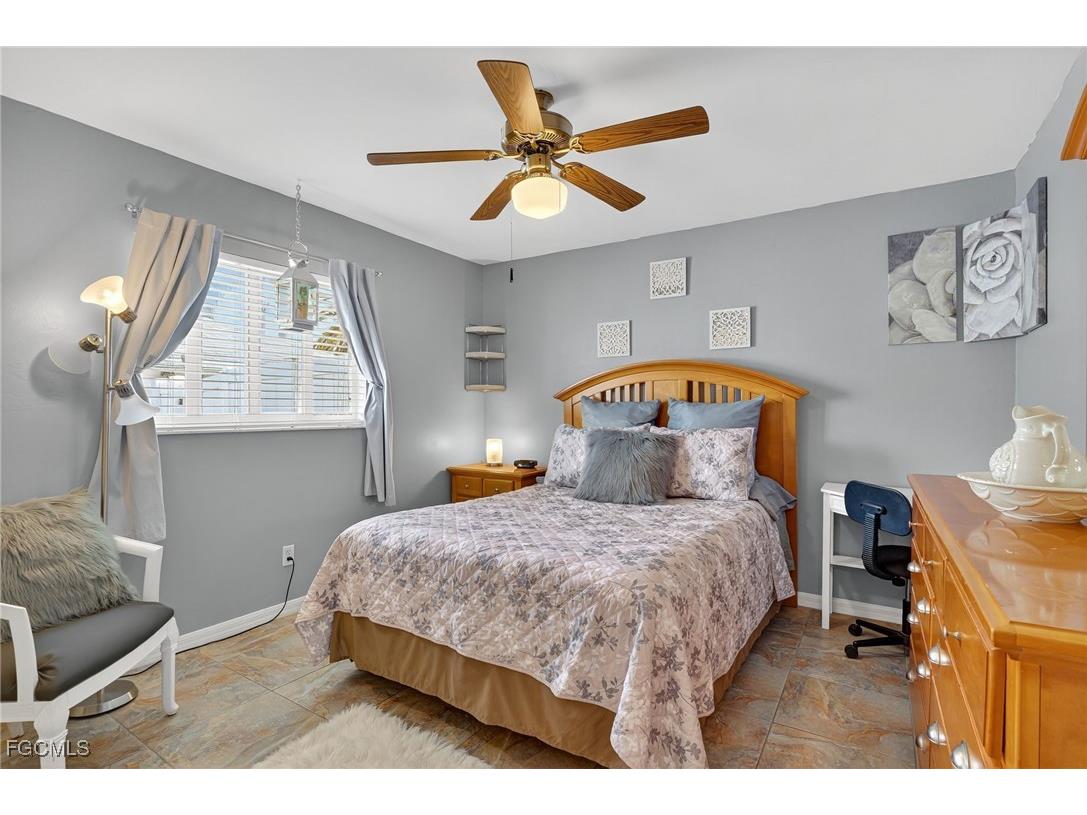 412 SE 13th Avenue Cape Coral FL 33990 2025017737 image22