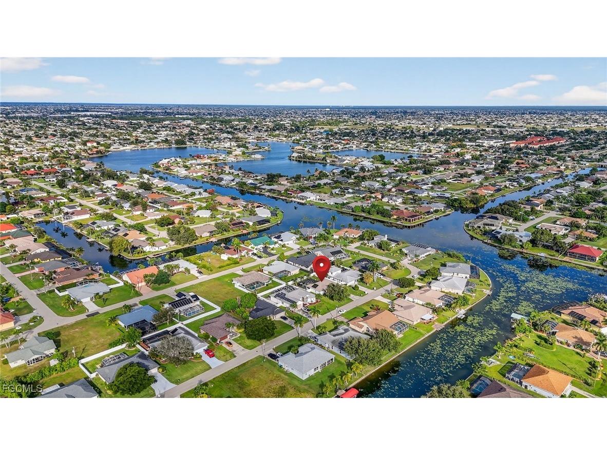 412 SE 13th Avenue Cape Coral FL 33990 2025017737 image38