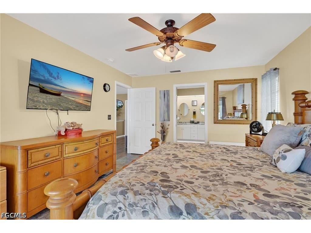 412 SE 13th Avenue Cape Coral FL 33990 2026024202 image16
