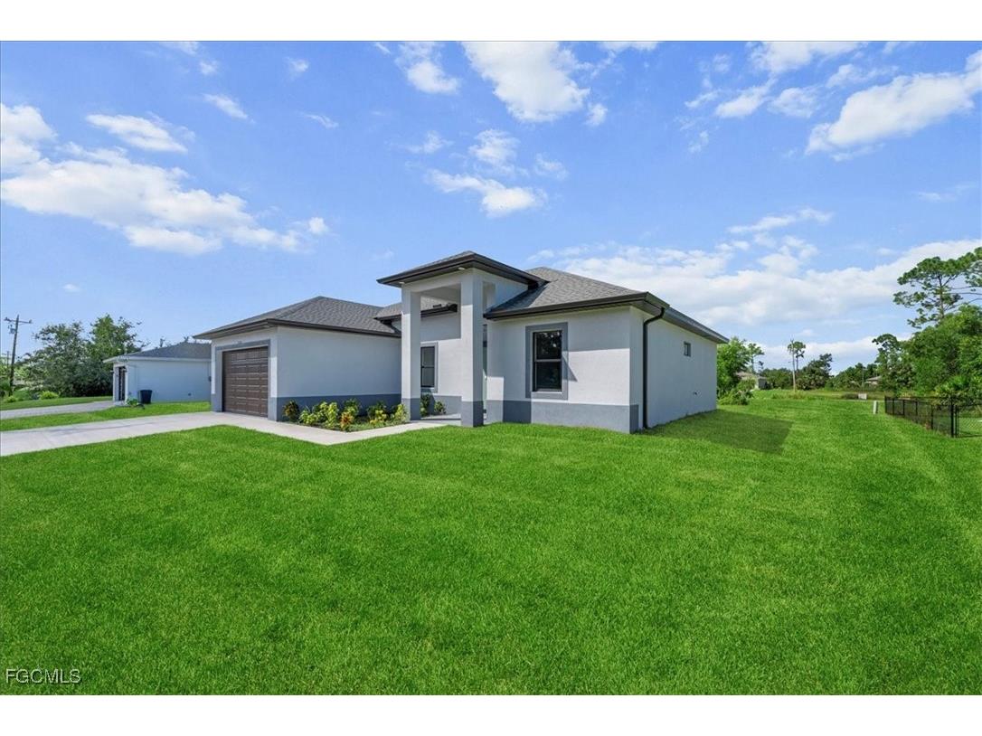 4120 Garden Boulevard Cape Coral FL 33909 2025012264 image1