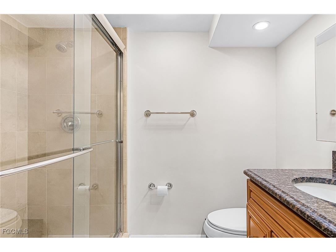 4120 Steamboat Bend E #104 Fort Myers FL 33919 2025006703 image18