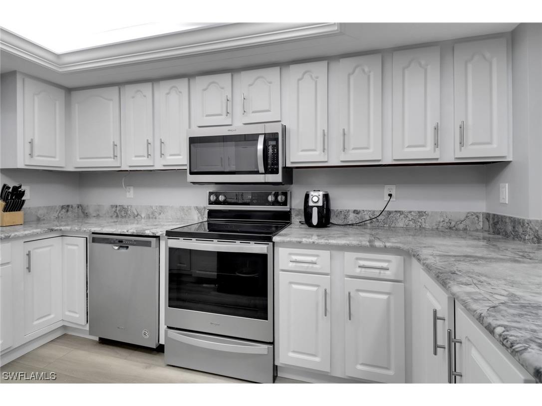 4120 Steamboat Bend E #101 Fort Myers FL 33919 224004914 image1