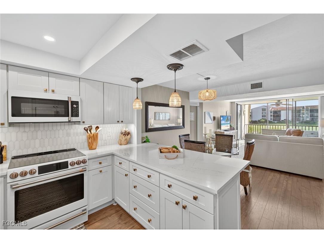 4120 Steamboat Bend E #203 Fort Myers FL 33919 2025020187 image6
