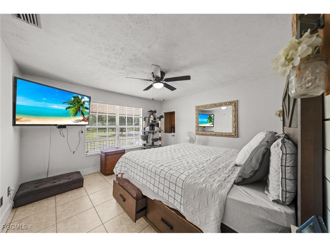 4121 16th Avenue NE Naples FL 34120 2025013878 image17