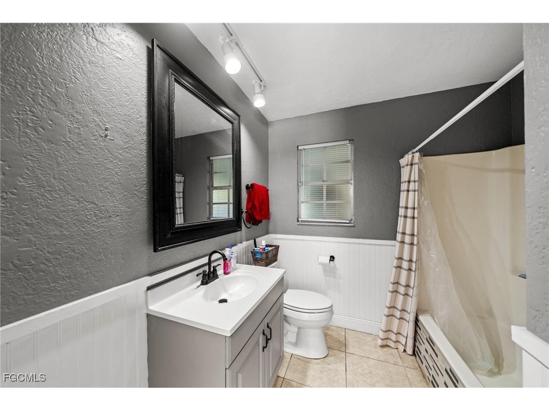 4121 16th Avenue NE Naples FL 34120 2025013878 image20