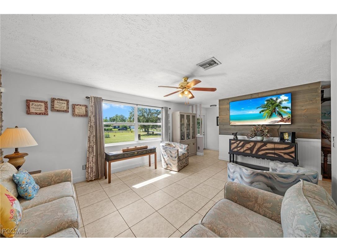 4121 16th Avenue NE Naples FL 34120 2025013878 image3