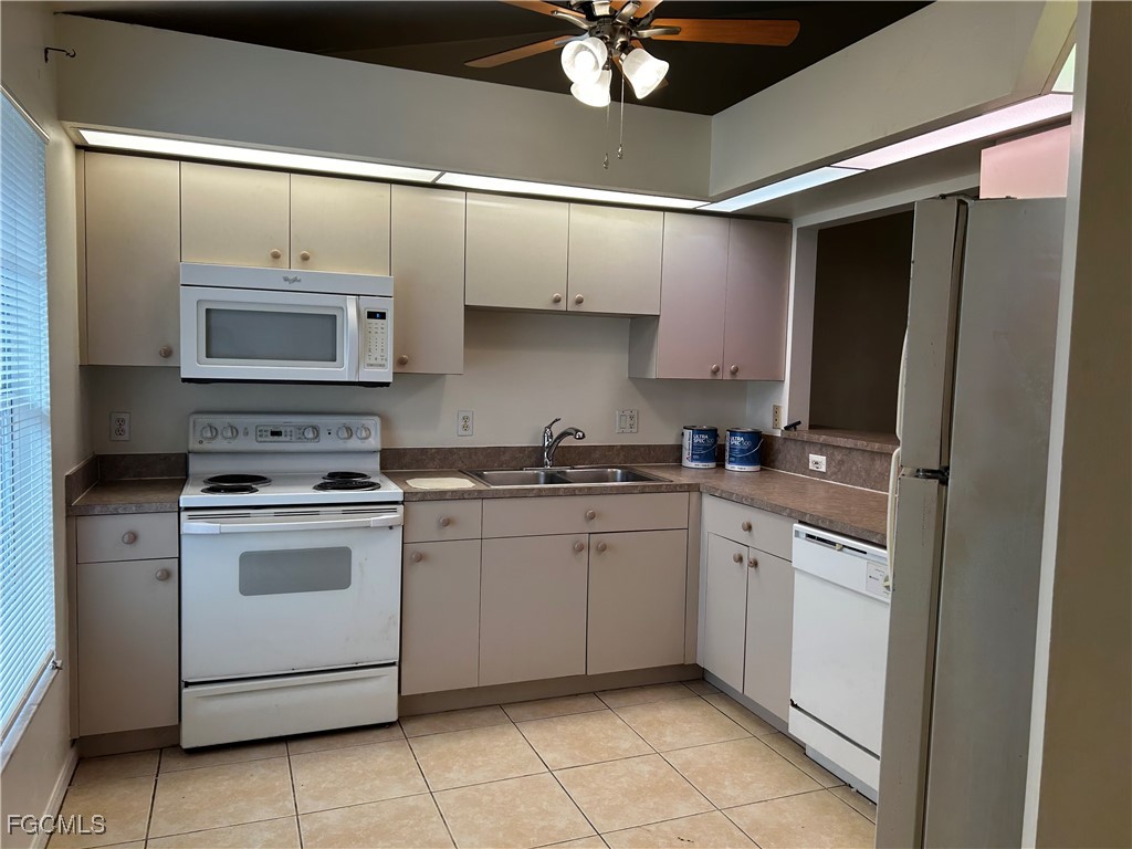 4121 & 4123 SW 7th Place Cape Coral FL 33914 2025005269 image2