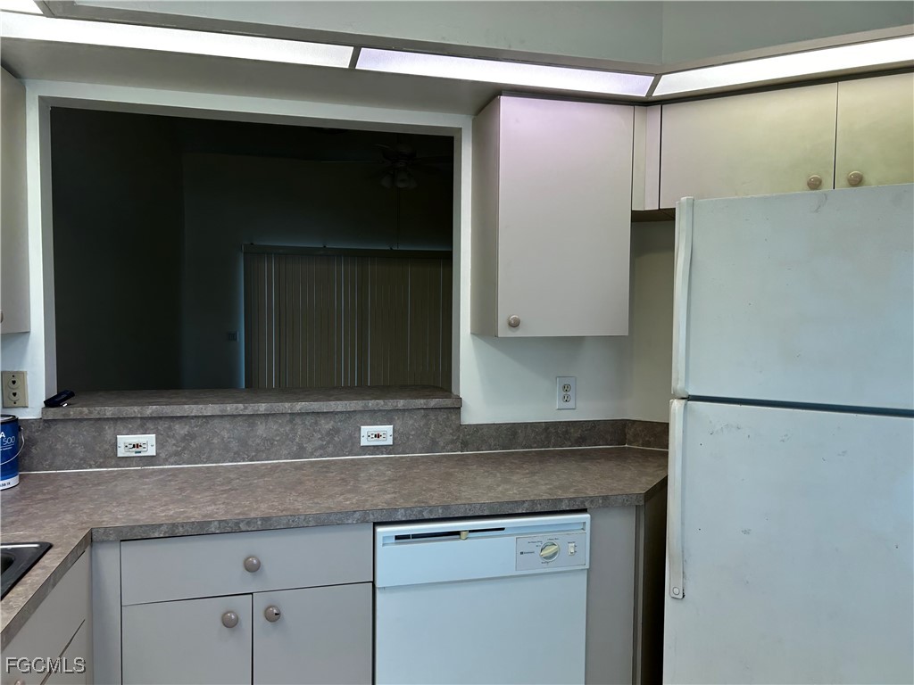 4121 & 4123 SW 7th Place Cape Coral FL 33914 2025005269 image3