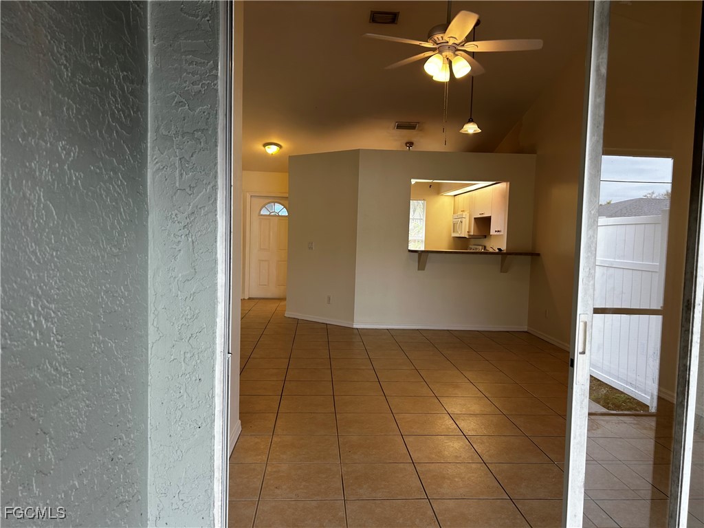 4121 & 4123 SW 7th Place Cape Coral FL 33914 2025005269 image9