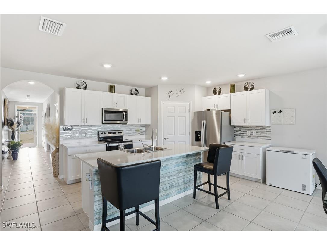 4121 68th Avenue NE Naples FL 34120 226003924 image2
