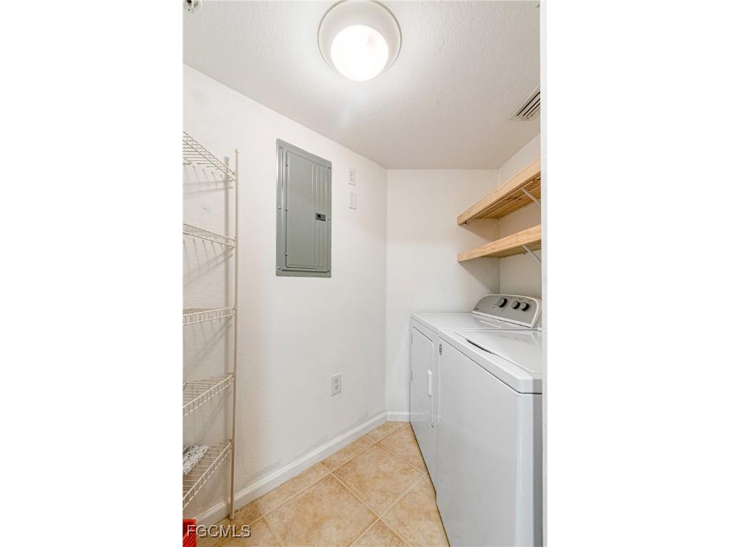 4121 Residence Drive #303 Fort Myers FL 33901 2025018547 image13