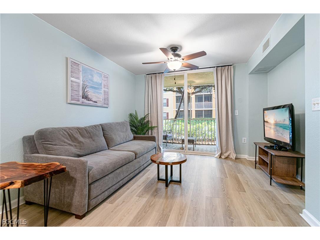 4121 Residence Drive #303 Fort Myers FL 33901 2025018547 image29