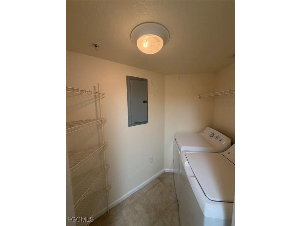 4121 Residence Drive #311 Fort Myers FL 33901 2025016988 image8