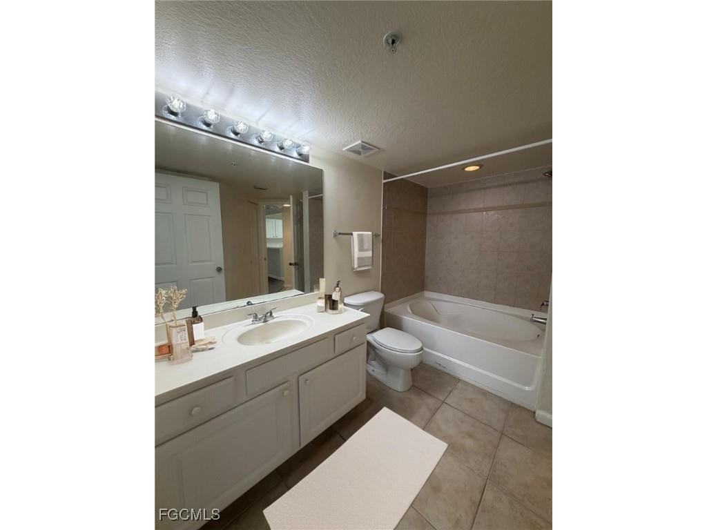 4121 Residence Drive #311 Fort Myers FL 33901 2025016988 image9