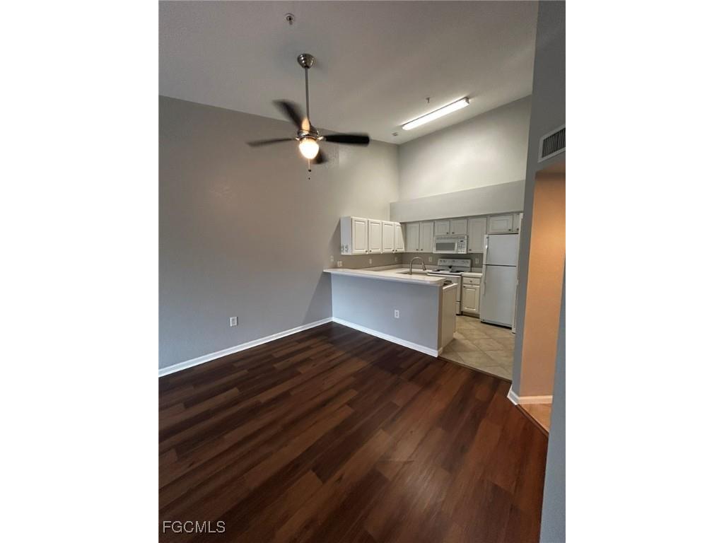 4121 Residence Drive #321 Fort Myers FL 33901 2025013044 image3