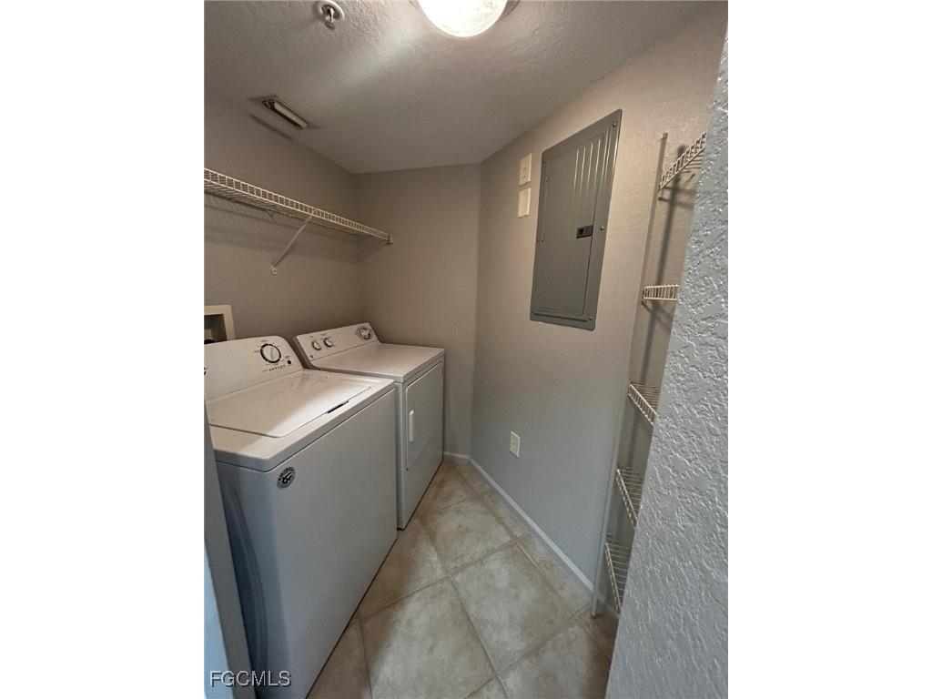4121 Residence Drive #321 Fort Myers FL 33901 2025013044 image6