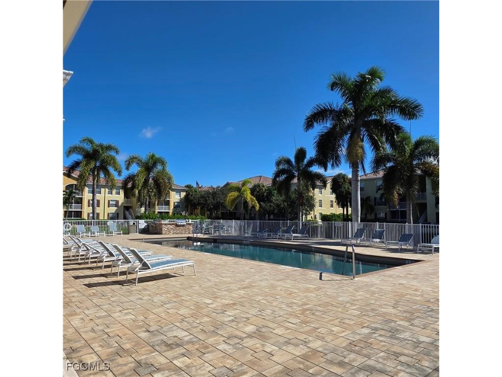 4121 Residence Drive #323 Fort Myers FL 33901 2025016097 image19