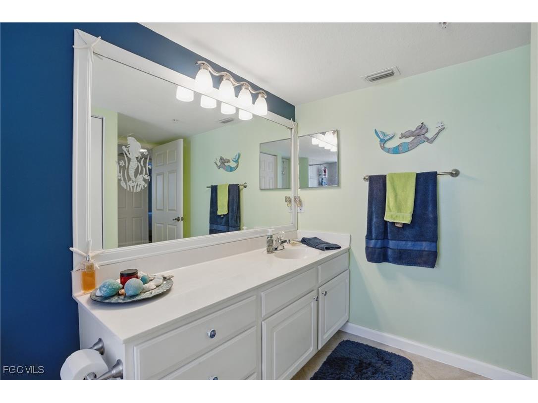 4121 Residence Drive #324 Fort Myers FL 33901 2025018143 image16