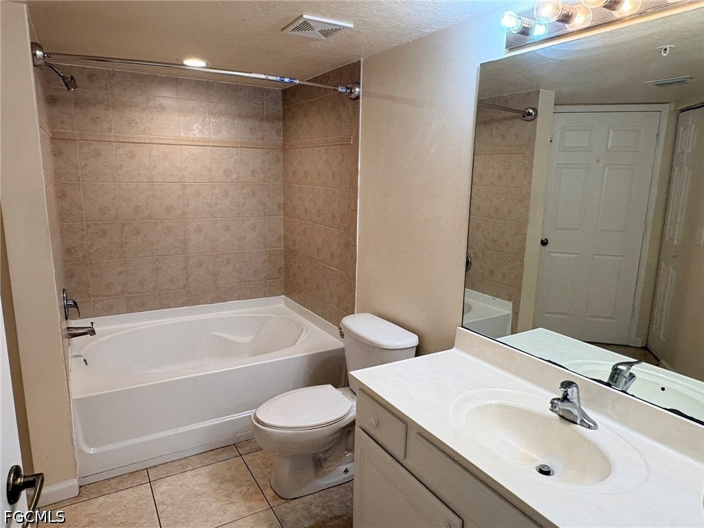 4121 Residence Drive #305 Fort Myers FL 33901 2026031463 image9
