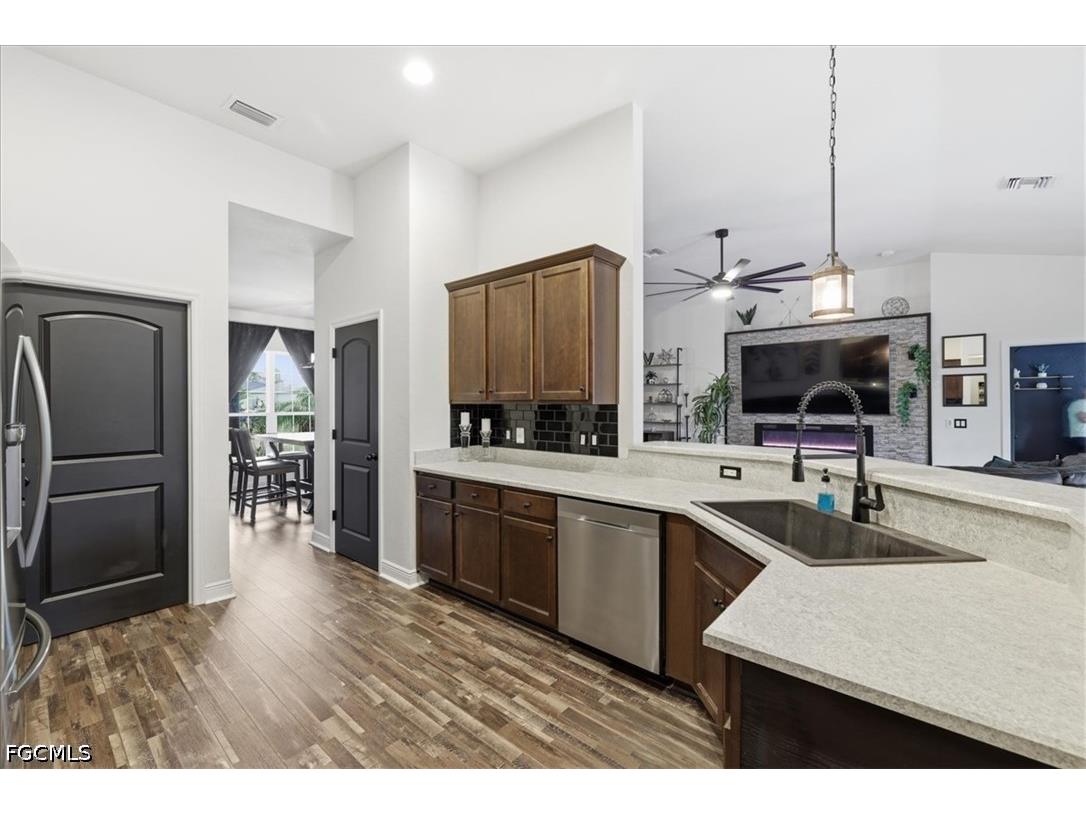 4122 NE 20th Court Cape Coral FL 33909 2026026110 image25
