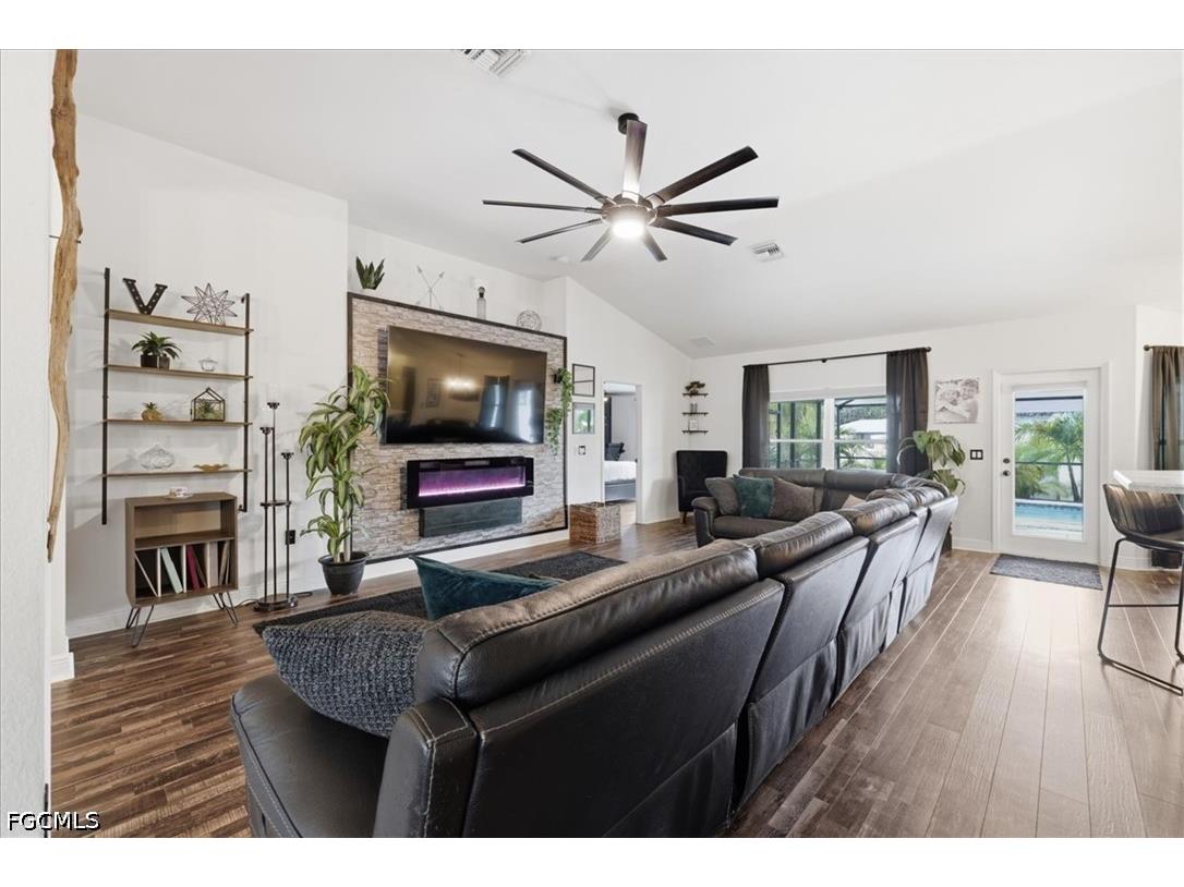 4122 NE 20th Court Cape Coral FL 33909 2026026110 image28