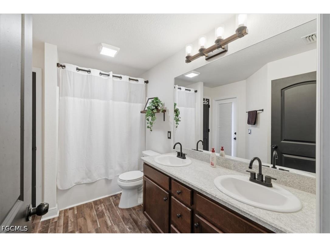 4122 NE 20th Court Cape Coral FL 33909 2026026110 image35