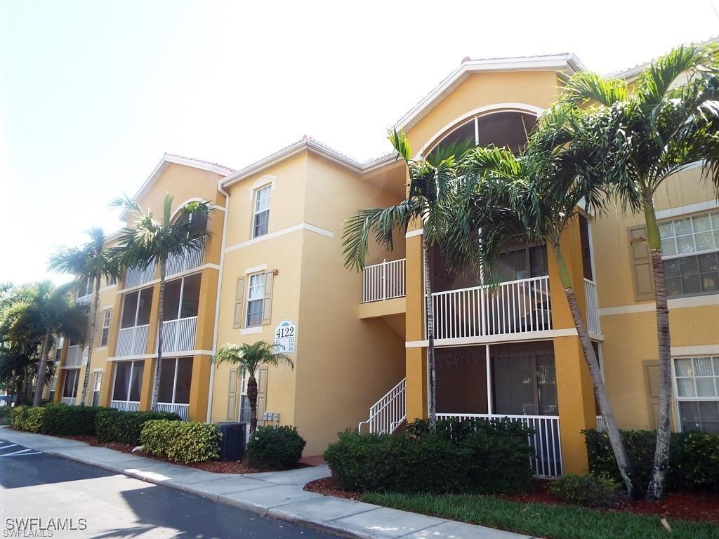 4122 Residence Drive #106 Fort Myers FL 33901 225000308 image2