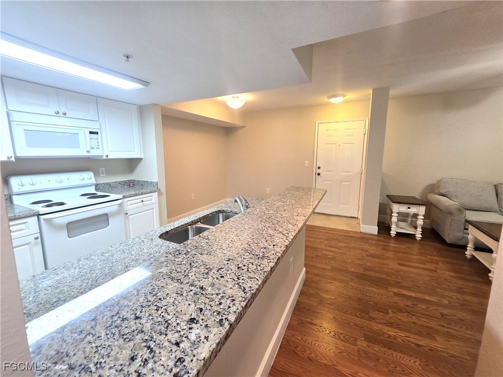 4122 Residence Drive #108 Fort Myers FL 33901 2025022959 image3