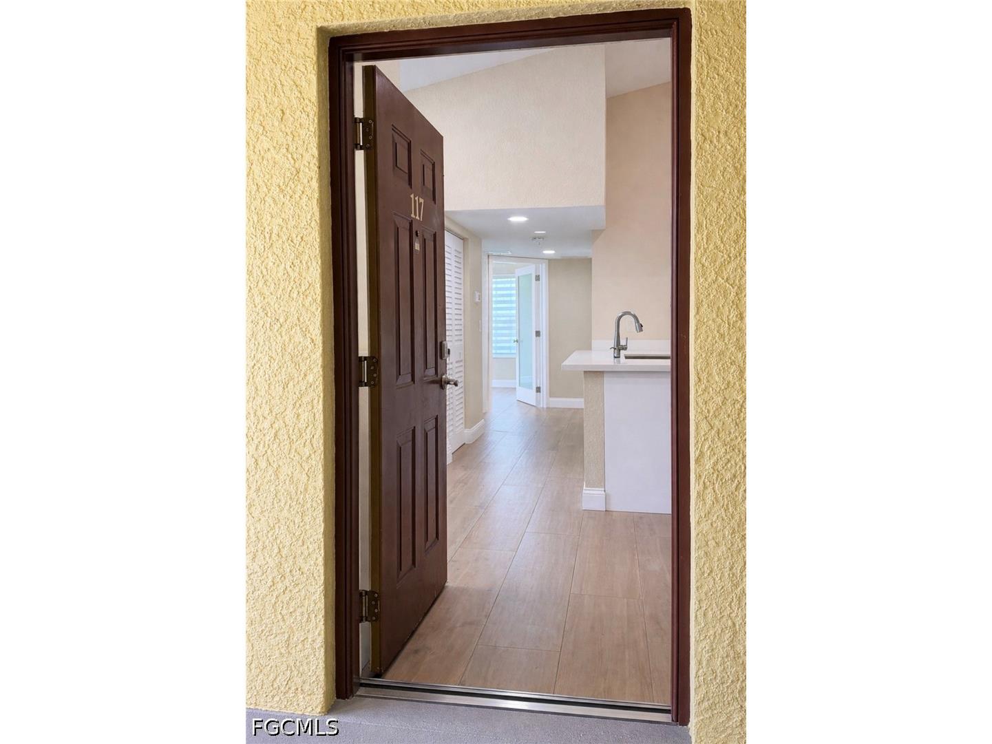 4122 Residence Drive #117 Fort Myers FL 33901 2026016378 image12
