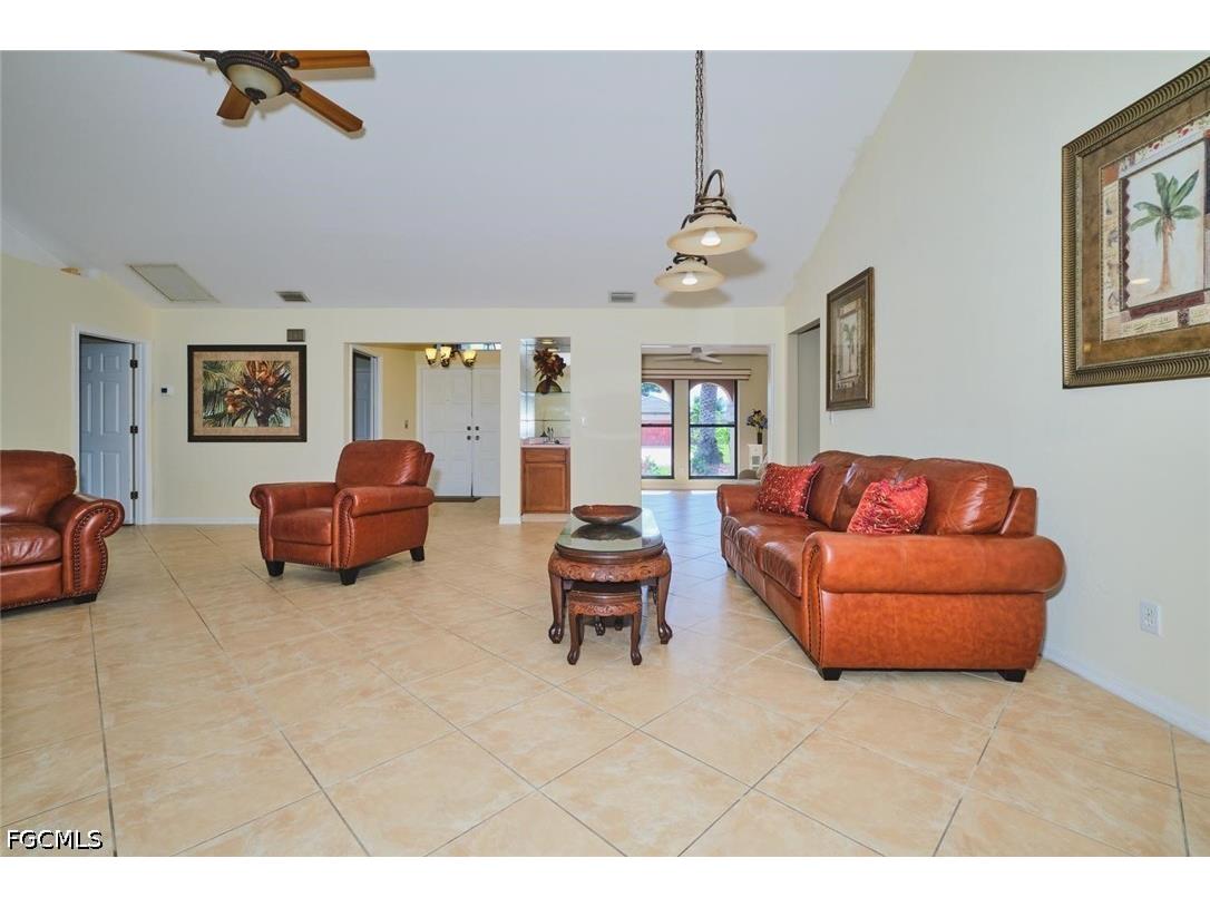 4122 SW 22nd Court Cape Coral FL 33914 2026019364 image3