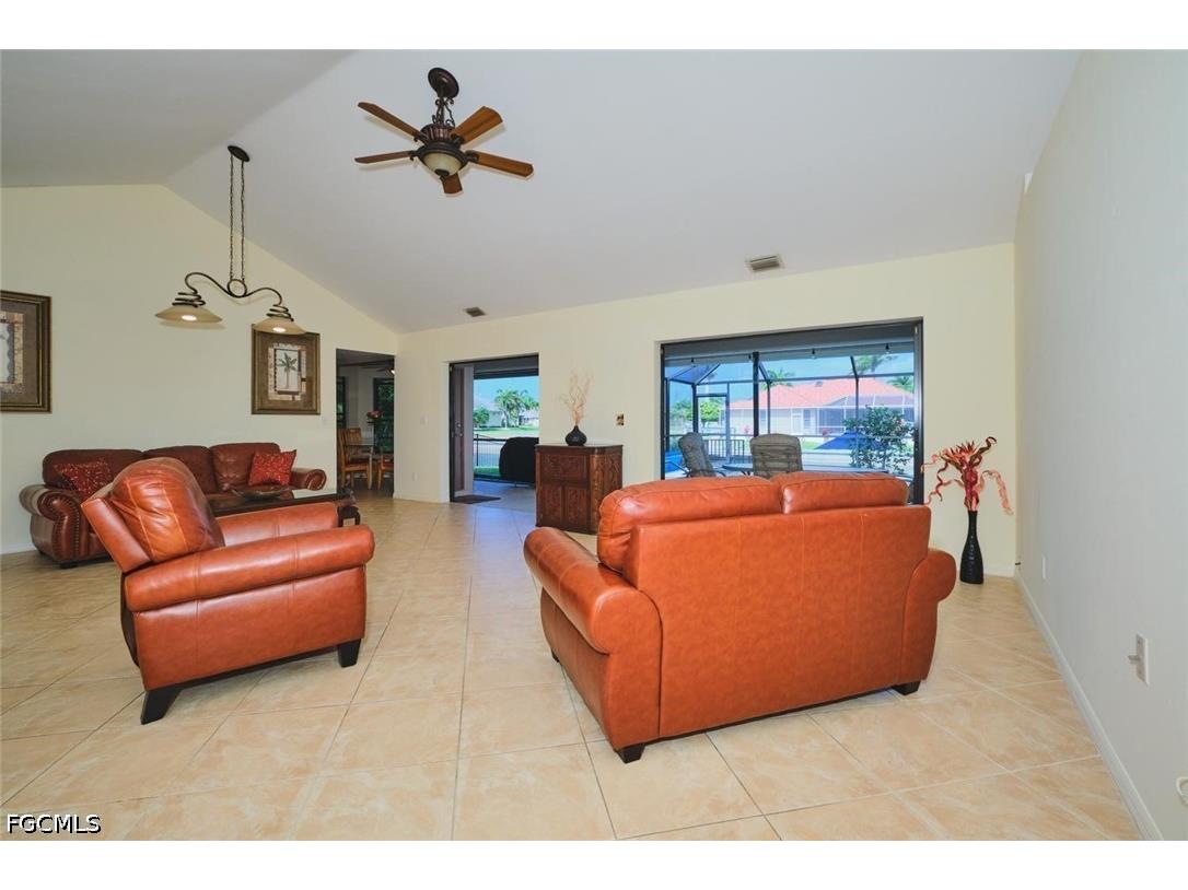 4122 SW 22nd Court Cape Coral FL 33914 2026019364 image5