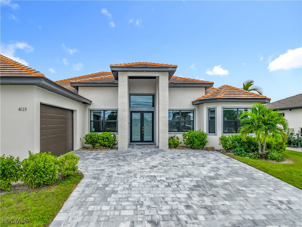 4123 Oasis Boulevard Cape Coral FL 33914 2025013593 image1