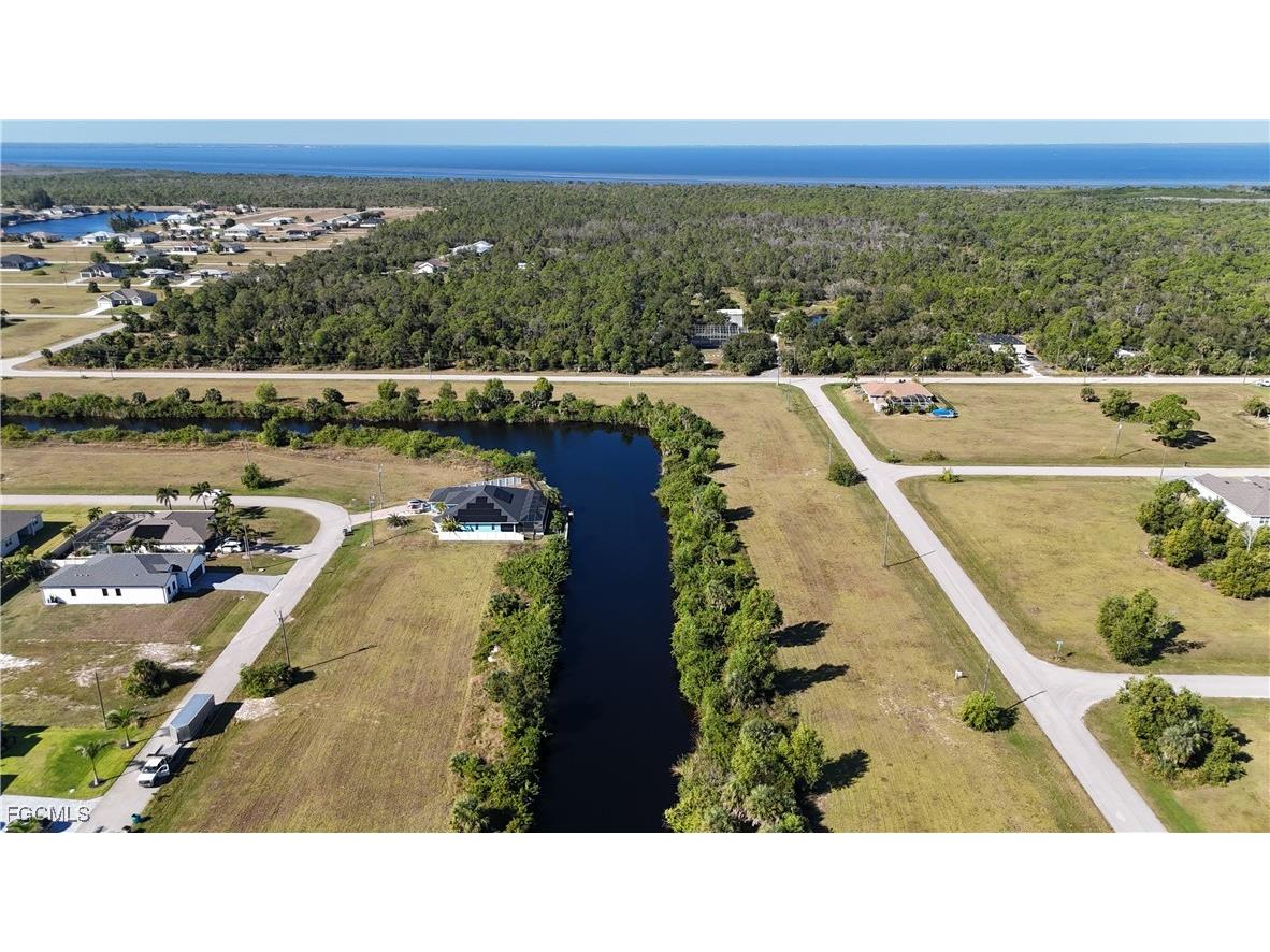 4123 Old Burnt Store Road N Cape Coral FL 33993 2025020112 image2