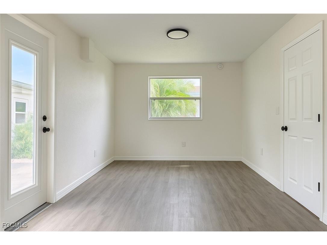 4123 SE 3rd Avenue Cape Coral FL 33904 2025018871 image12