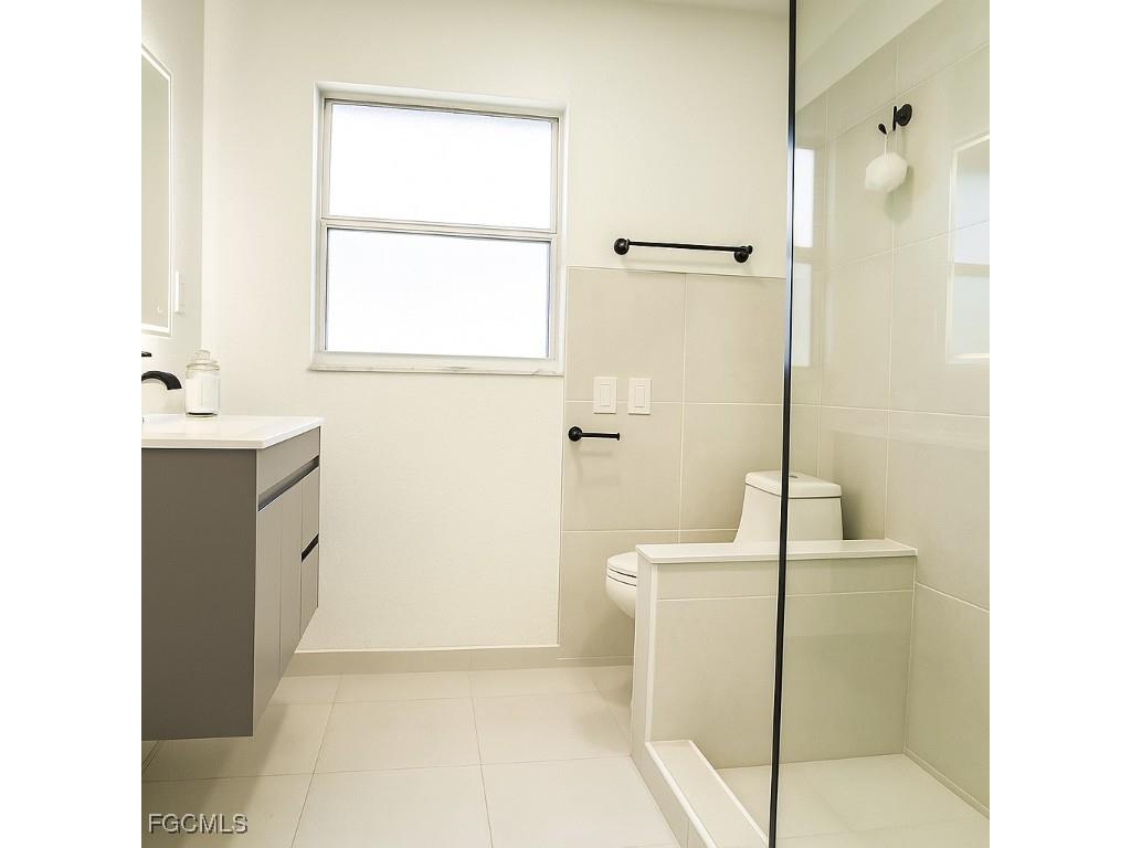 4123 SE 3rd Avenue Cape Coral FL 33904 2025018871 image4